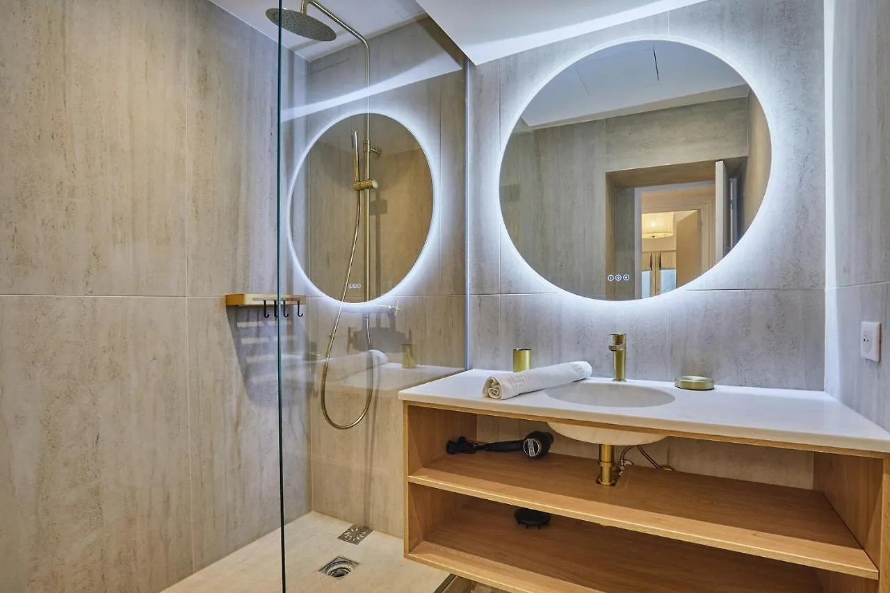 Apartment Residense Au Coeur De Paris By Studio Prestige France