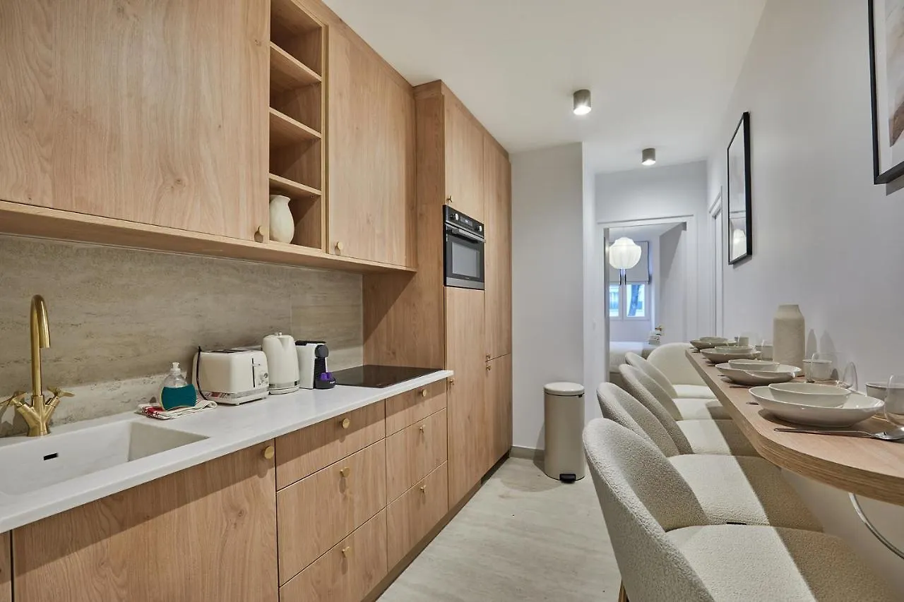 Residense Au Coeur De Paris By Studio Prestige 0*,  France
