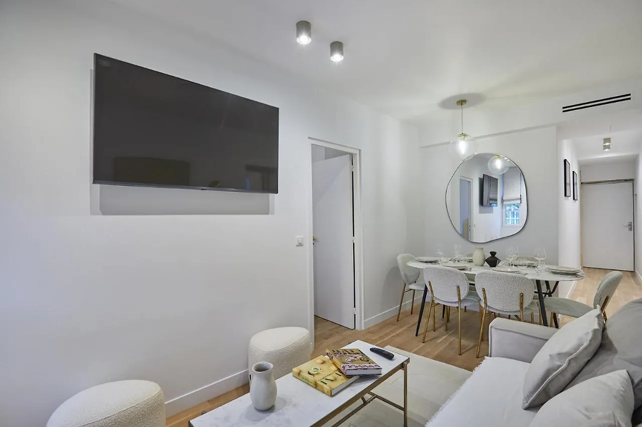 Residense Au Coeur De Paris By Studio Prestige Apartment